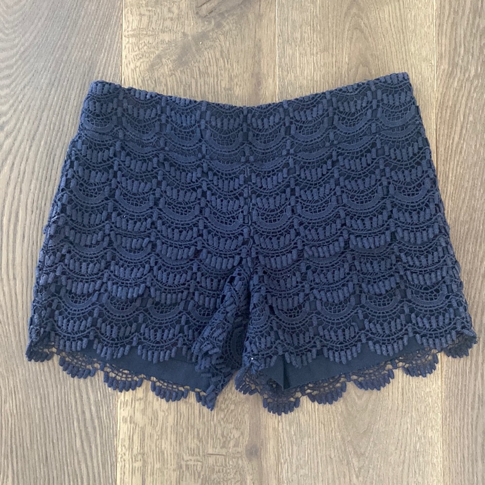 5/$10 Loft Riviera short in navy women’s size 00 - Picture 1 of 9